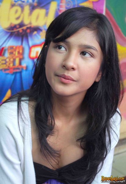 mikha tambayong dan pacarnya