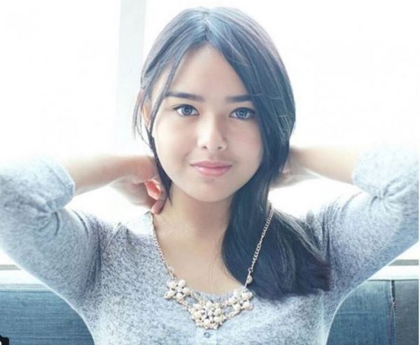 amanda mano po profil