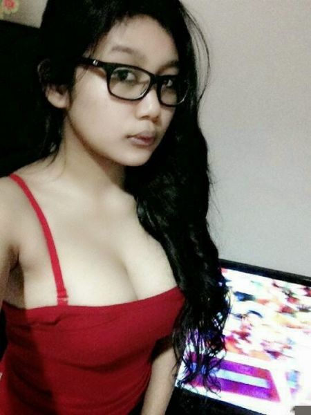 jilbab toket gede