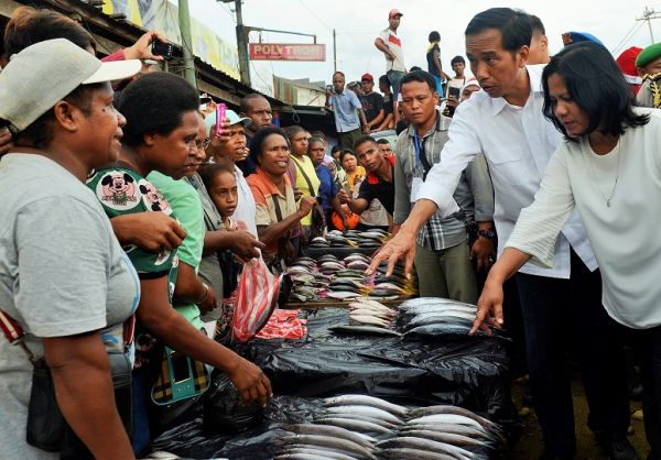 situasi politik di papua barat
