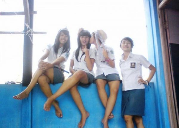 gadis jepang