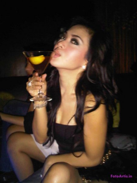 pamela safitri bugil