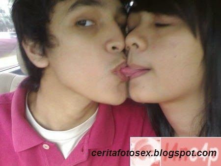 cewek telanjang bulat di foto