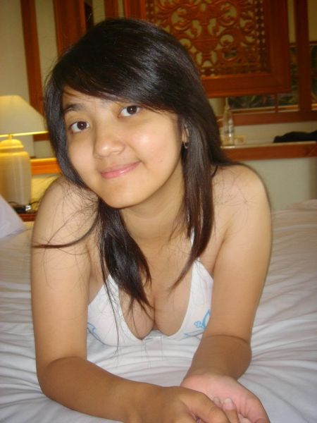 ngentot memek mulus