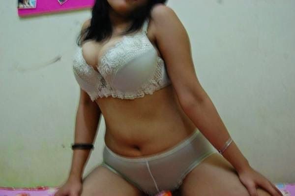 bugil mulus