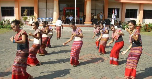 tarian daerah di indonesia