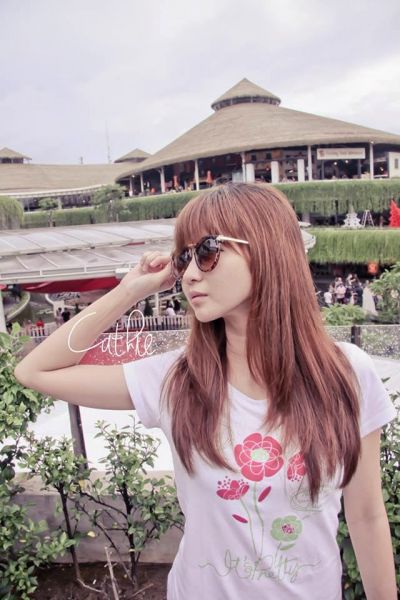 wanita hijab cadar