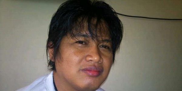 intip mandi sungai