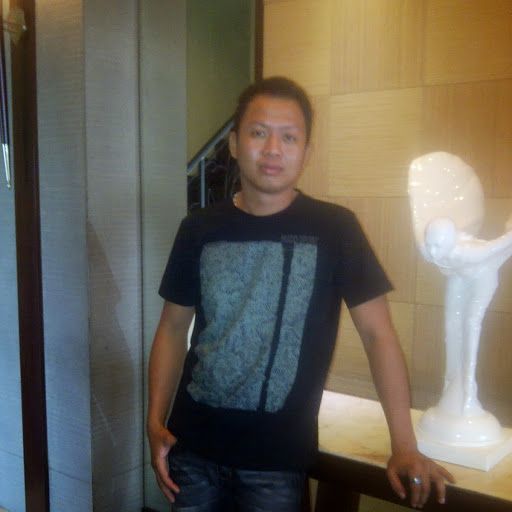 gambar memek luna maya