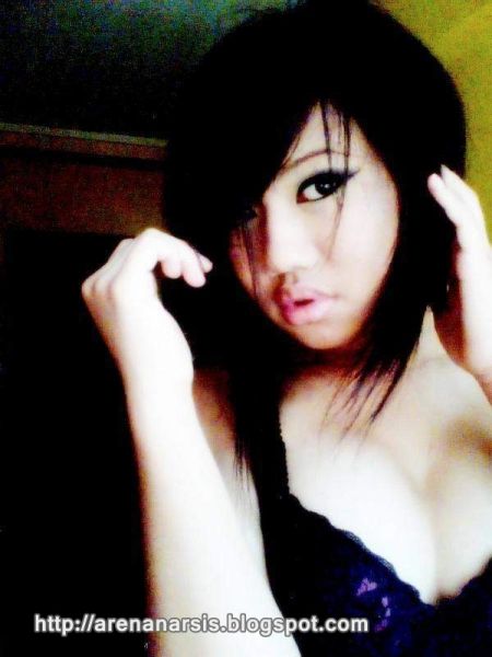 gambar cewek mandi