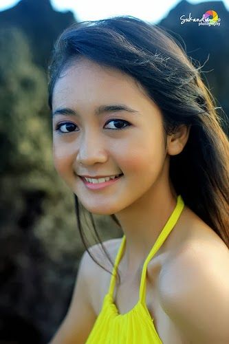 memek cewek cantik