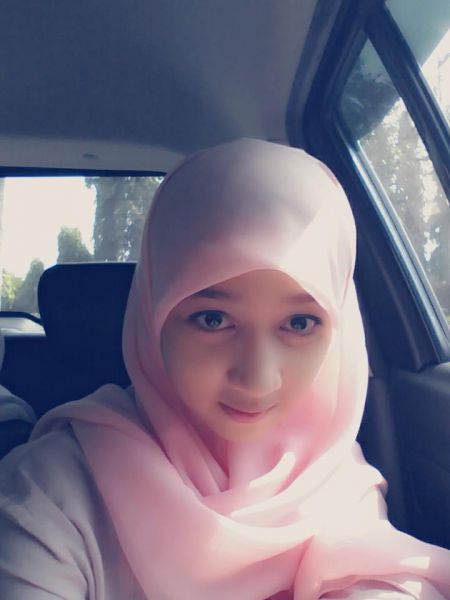 gambar cewek jilbab ngentot