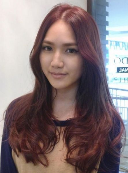 model rambut panjang lurus