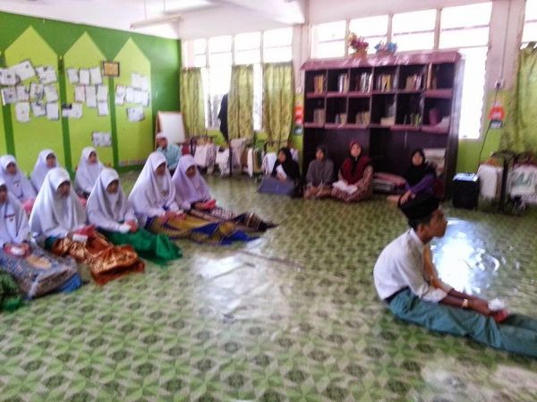 telanjang gadis seksi