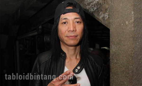 ujey pernikahan foto dan istri
