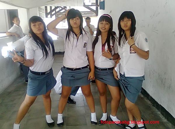 ngentot memek mulus