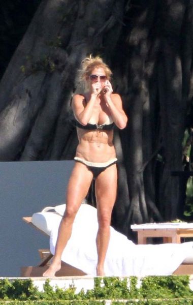 torrie wilson feet