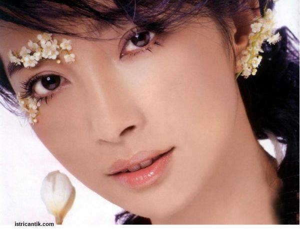 wanita cantik bugil