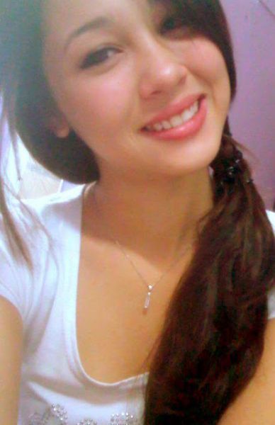 artis cantik telanjang