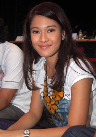artis indonesia bugil tanpa sensor