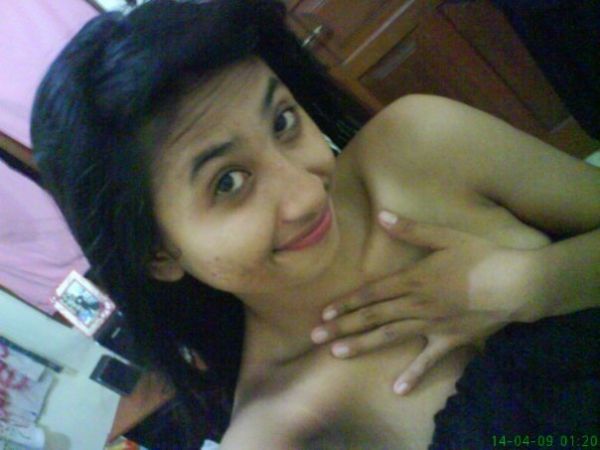 memek mulus montok
