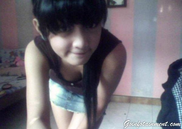 gadis cantik berhijab
