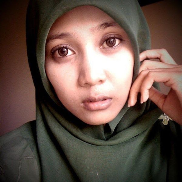 bunga mawar hitam