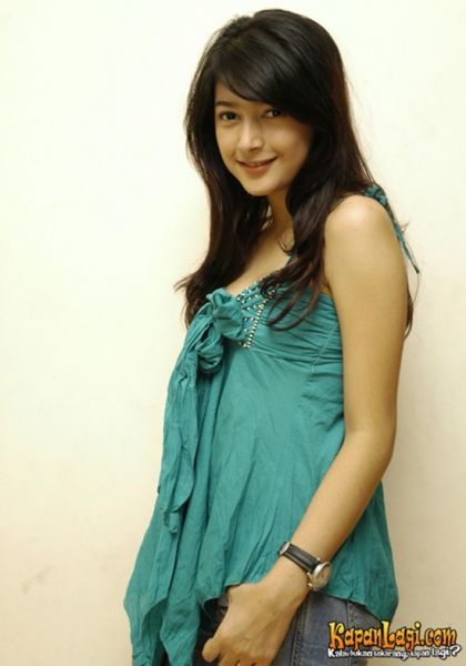 foto artis nabila syakieb