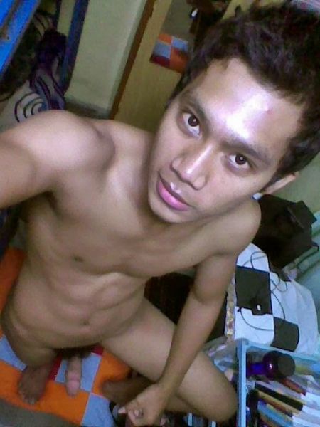 cewek ngemut kontol