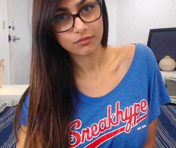 mia khalifa ass