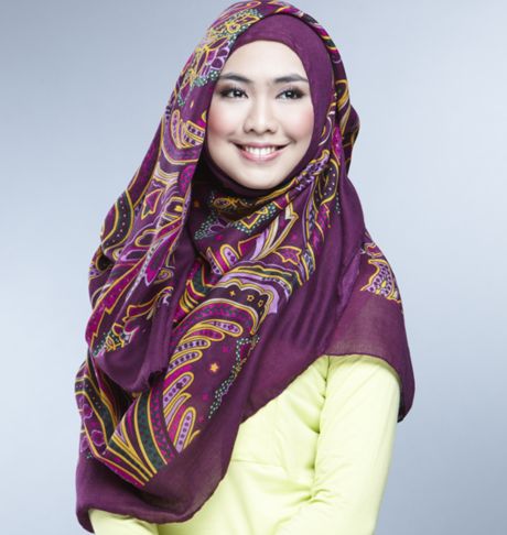 ber jilbab tidak oki setiana dewi