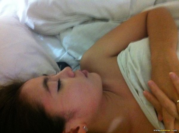 ngentot memek abg