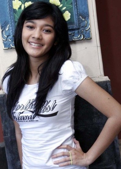 naysilla mirdad twitter