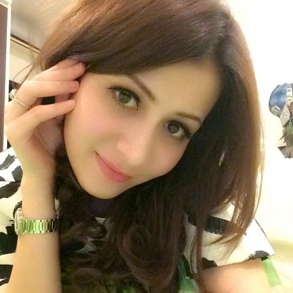 cewek cantik telanjang bulat