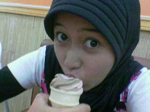 dewi persik sexy