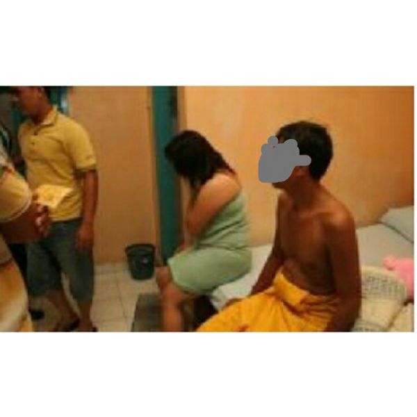 gambar pasangan suami istri islam