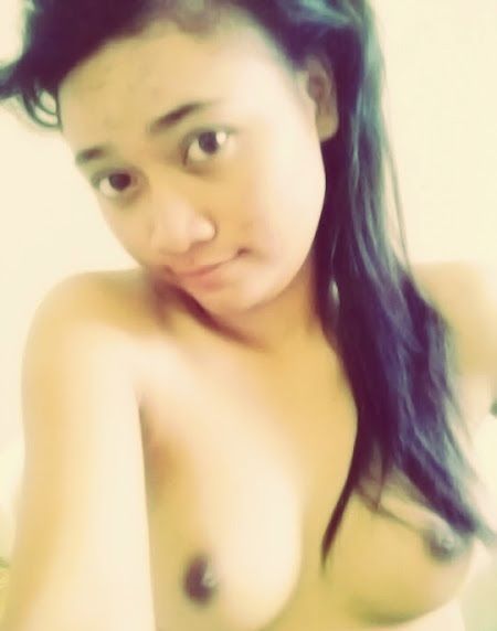 telanjang bugil