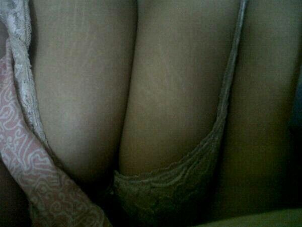 bugil montok dientot