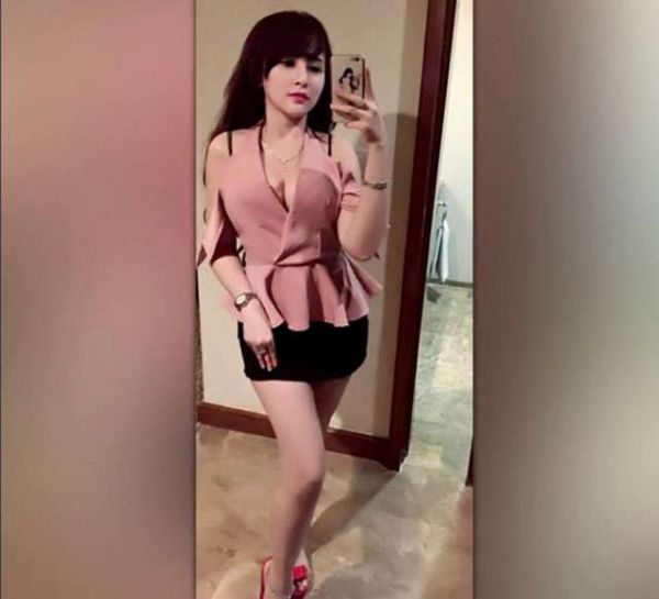 winny putri lubis boobs