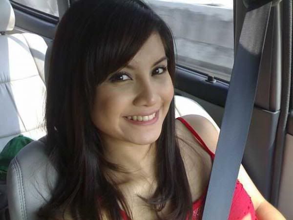 syahrini lagi ngentot
