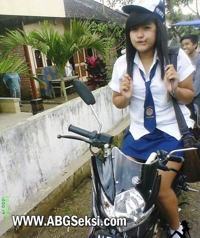 wanita smu nakal