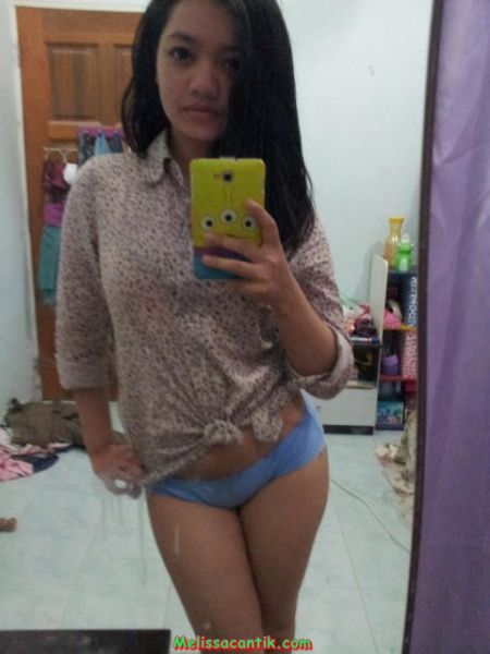 intip cewek mandi