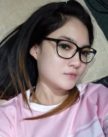 nella kharisma bersama suaminya