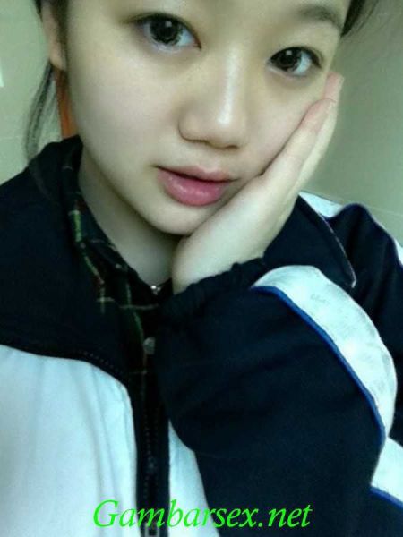 cewek smp bugil pamer memek