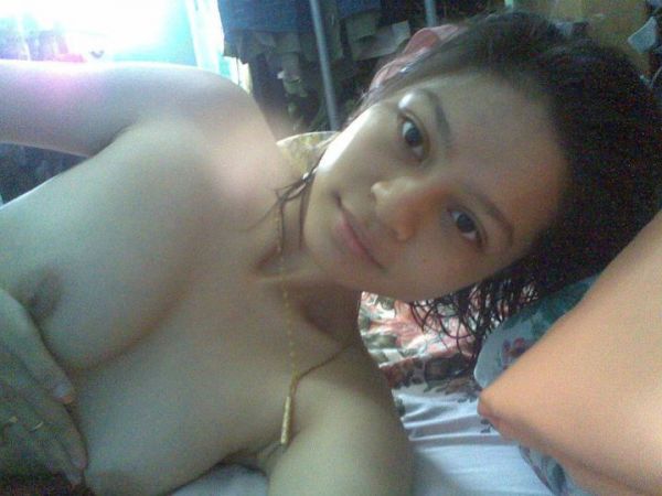 pramugari ngentot