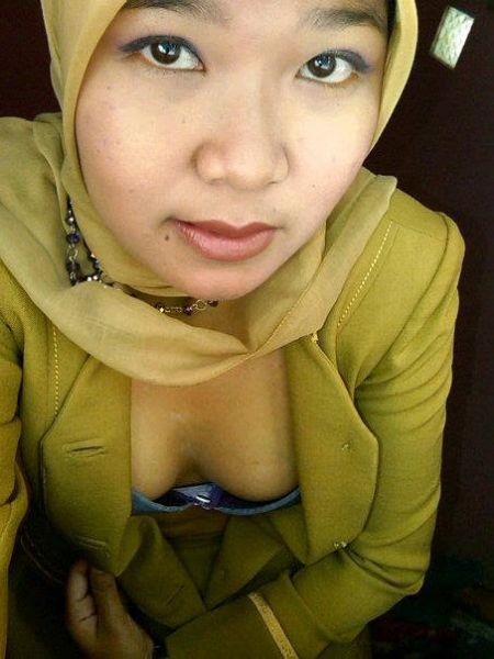 danielle udell gambar memek online