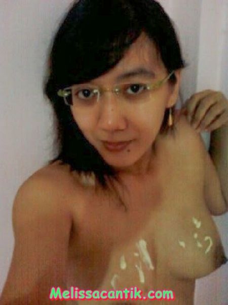 memek ngangkang