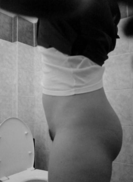 ngintip cewek pipis di toilet