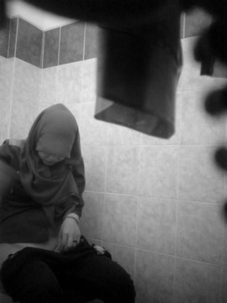 memek cewek ber jilbab