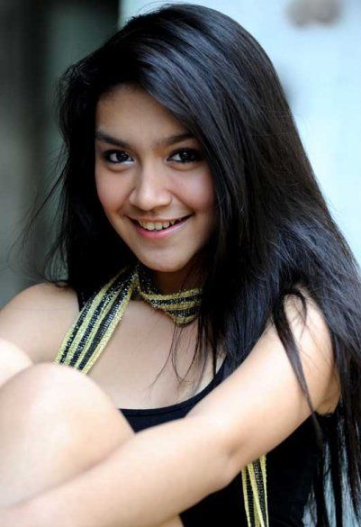 memek sandra dewi telanjang